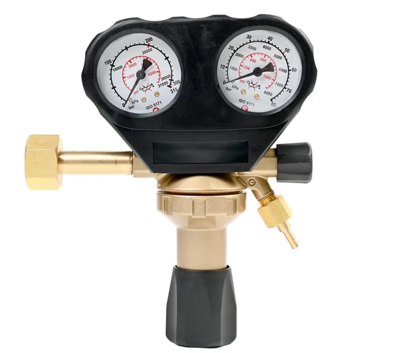 Druckminderer komplett mit Schlauch